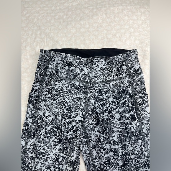 LULULEMON pace rival crop 22” - Picture 4 of 6
